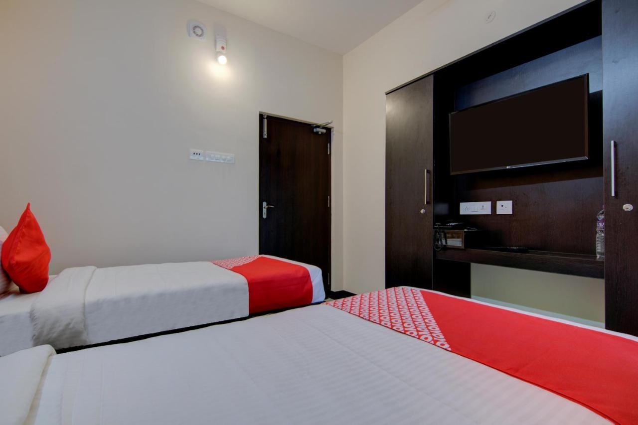 Oyo Flagship 24147 Royal Stay Singanallur Exterior photo