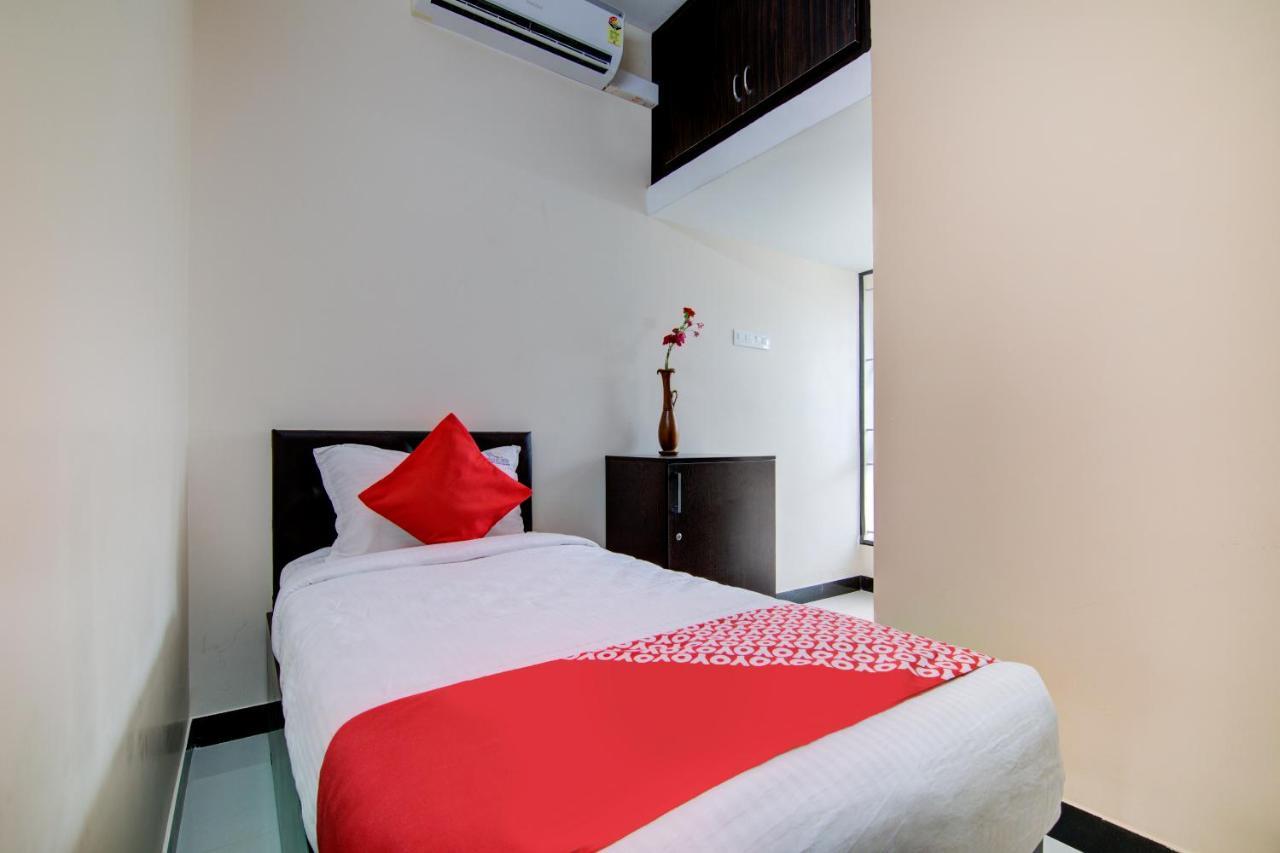 Oyo Flagship 24147 Royal Stay Singanallur Exterior photo